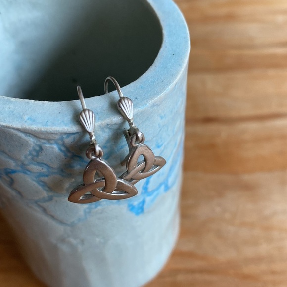 Silver “Trinity Knot” earrings - Picture 2 of 5